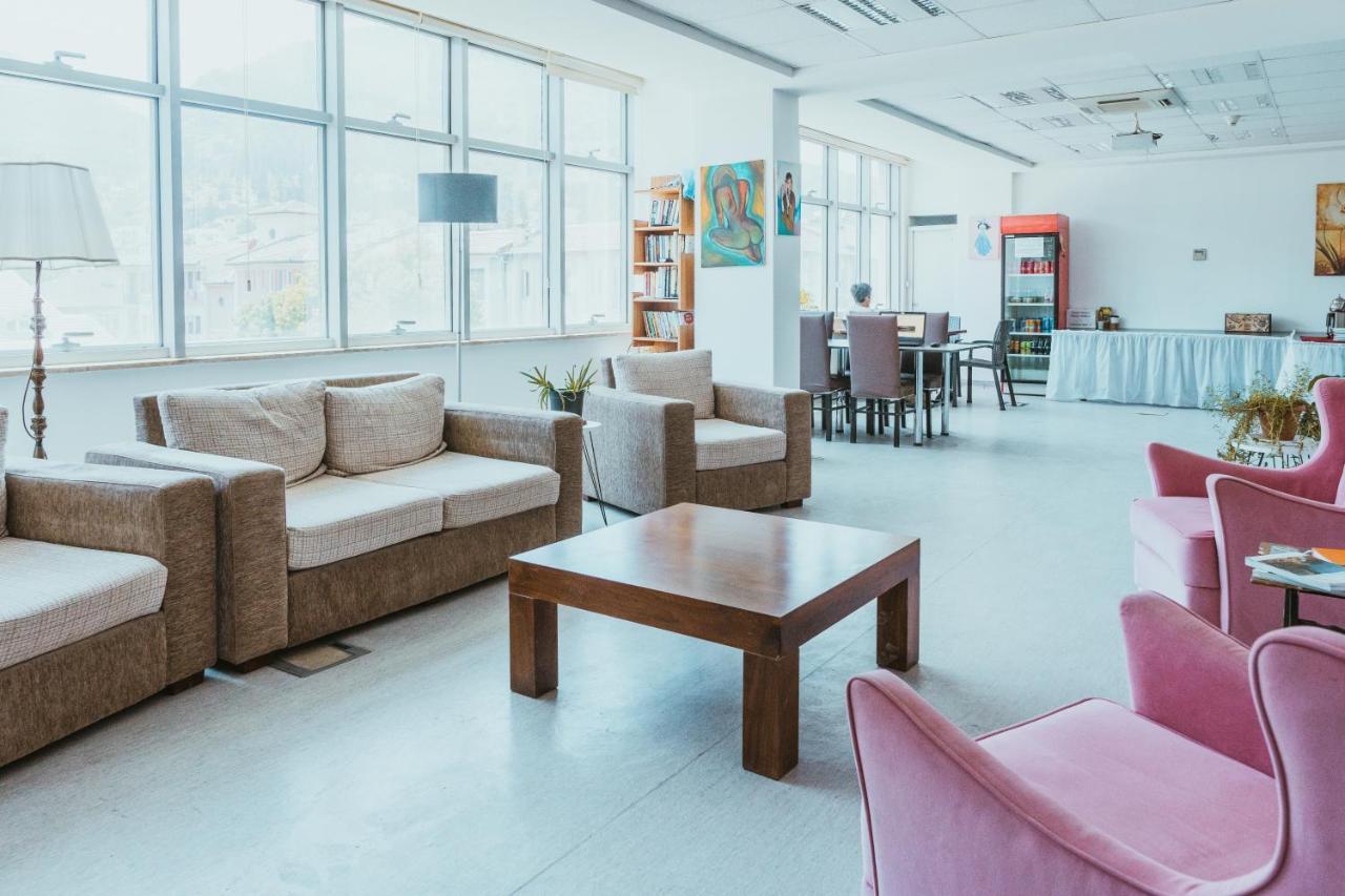 Blue Bells Hostel เฟทิเย ภายนอก รูปภาพ